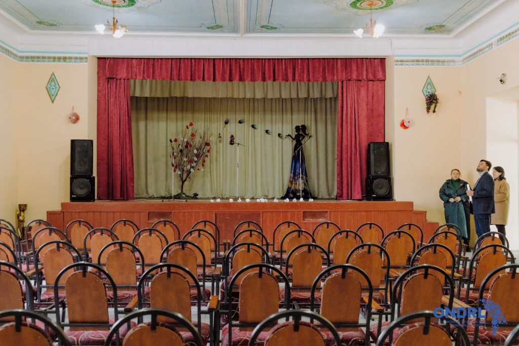 Căminul Cultural Redi-Cereșnovăț